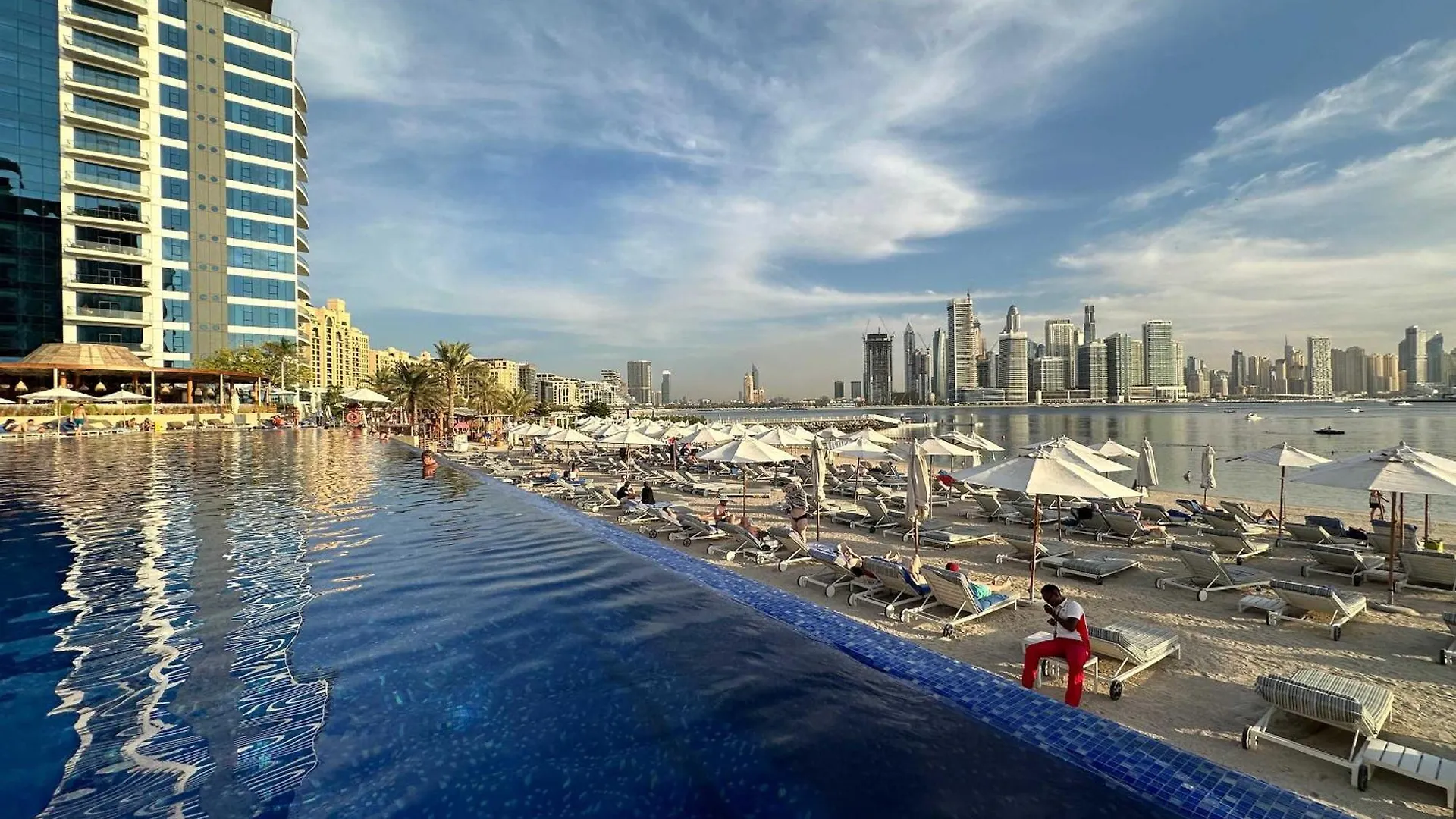 Sunset View Apartment In Oceana Ντουμπάι
