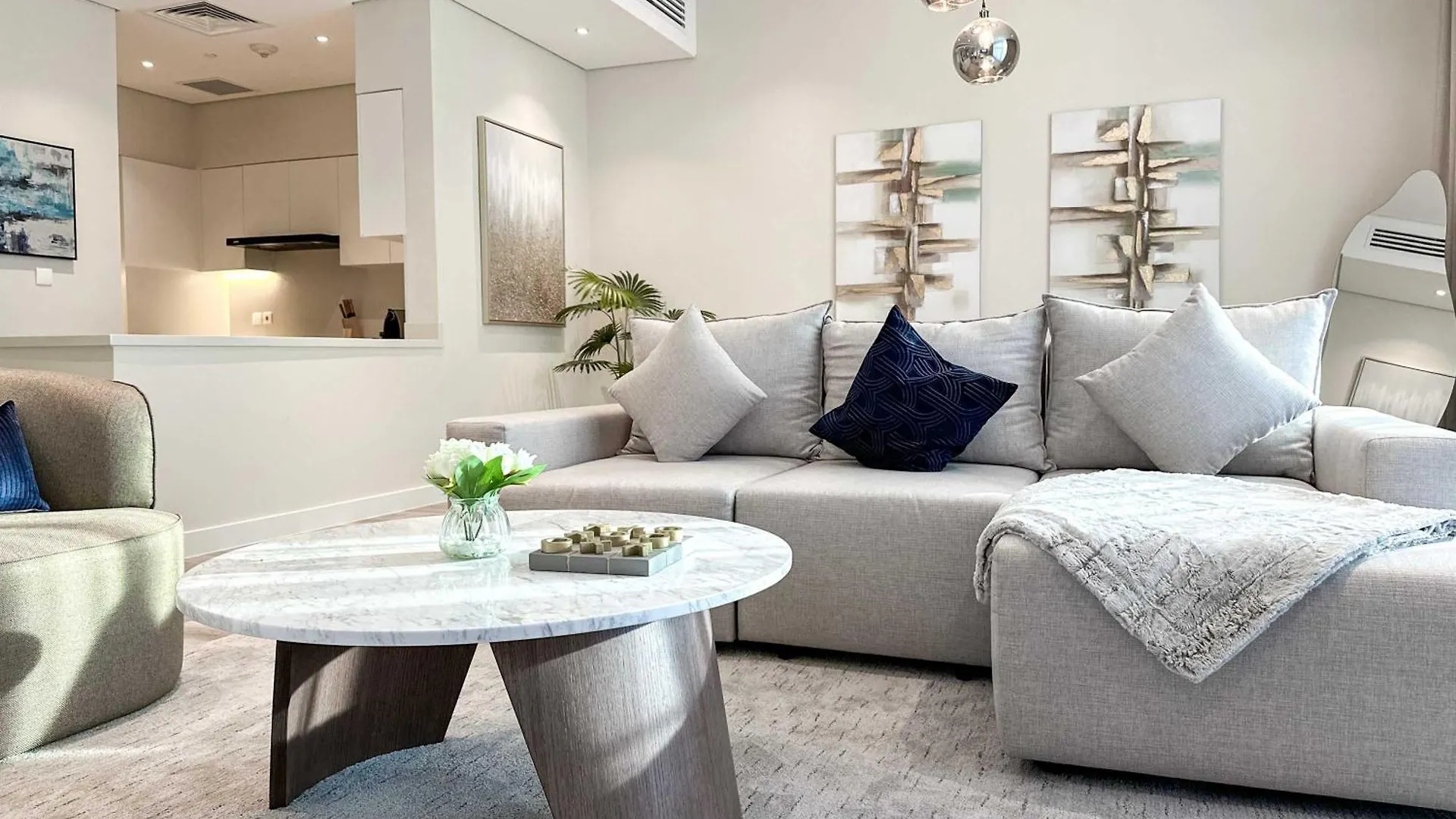 Sunset View Apartment In Oceana Ντουμπάι