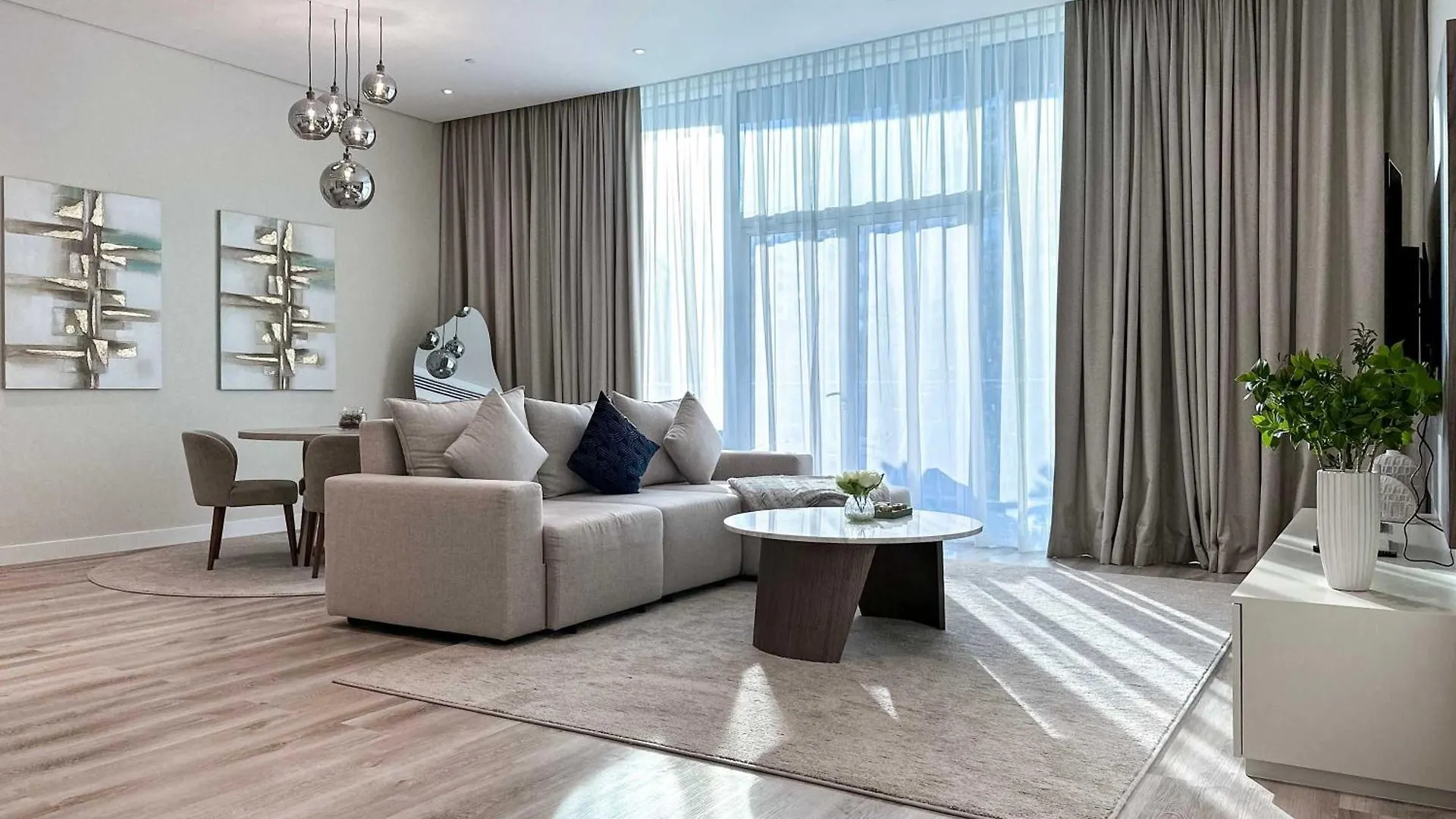 Sunset View Apartment In Oceana Ντουμπάι